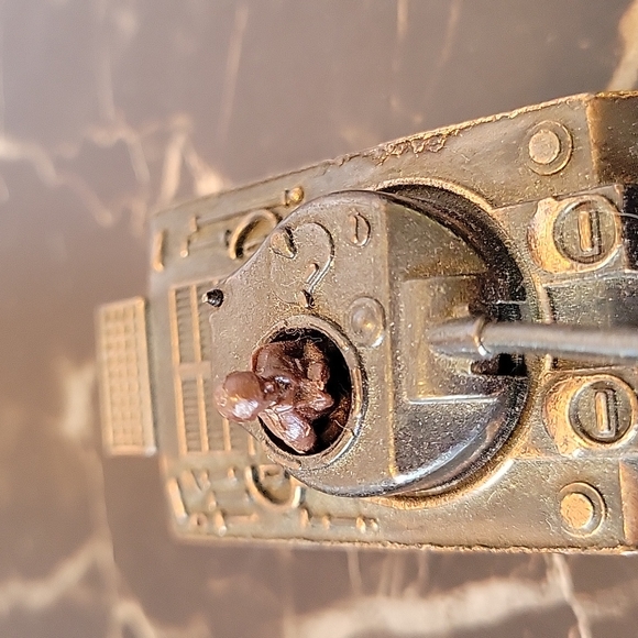 Taille Crayon DIE CAST #9642 CHAR DE COMBAT Tank Sacapunta Pencil Sharpener - Picture 4 of 5